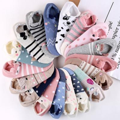 China New Sporty Cartoon Cotton Invisible Socks Kids Slipper Boots Cute Candy Color Ankle Boat Socks Girl for sale