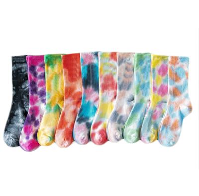 China Fashional adult cotton thongs colorful cool mid tube skateboard tie dye men women crazy socks for wholesale for sale