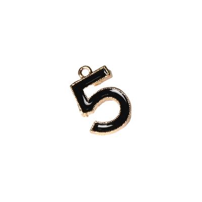 China Hot Selling Diy Accessories Number 5 Modeling Bracelet Making, Jewelry Pendants, Personalized Necklaces for sale