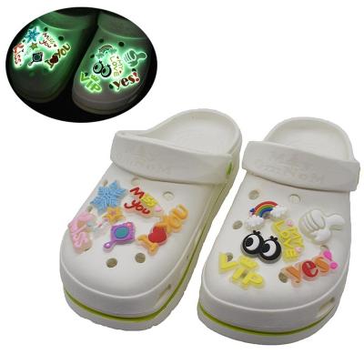 China Newest Shoe Buckle Hot Selling Fluorescent Cartoons Shoe Pattern Charms Soft PVC Croc Shoe Decorations Tend Child Hole Shoe Buckle Charms Design for sale