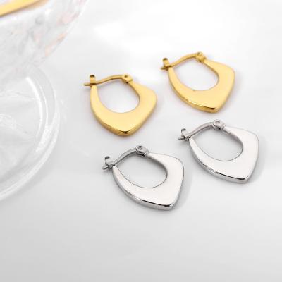 China Minimalist 18K Gold Statement Irregular Circle Earrings Titanium Steel Geometric Women Circle Earrings for sale