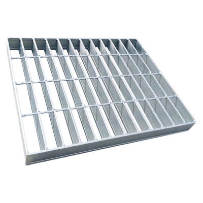 China Traditional Heavy Duty Welding Standard Size Mild Industry Flooring Drain Grate Roof Steel Grating Walkway Prices Steel Grating for sale