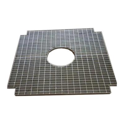 China Traditional Deck And Dock Walkway Hot Dipped Galvanized Metal Welded Steel Grating Flooring Walkway Price for sale