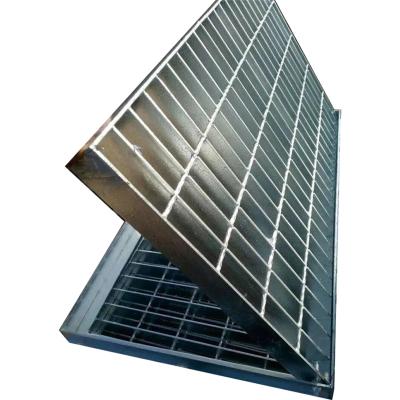 China Traditional Hot Dipped Galvanized Catwalk Floor Metal Grating Welded Metal Steel Grating Panel Steel Grating Catwalk for sale