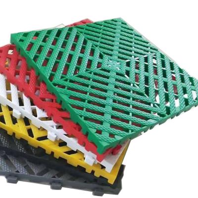 China Anti-slip Anti Slip Splicing Floor Tile Plastic 4S Car Wash PP Interlocking Vented Garage Floor Mats For Workshop Car Wash Floor for sale