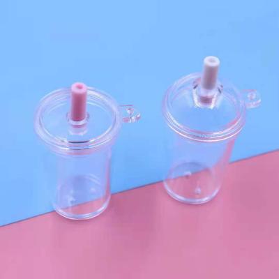 China Large Size Fashional Souvenir Gifts Key Chain Simulation Plastic Salad Cup Cover Mini Milk Tea Cup Diy Food Flat Game Cup With Straws for sale