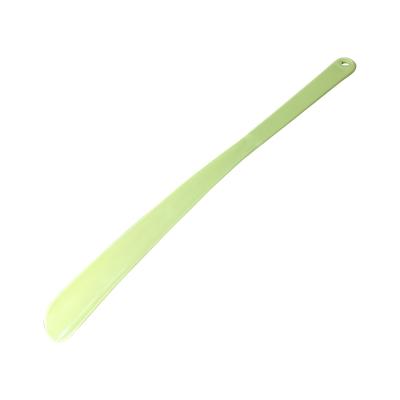 China Large Extended Daily Living Plastic Long Dressing Aid Custom Made Shoe Horn For Elder Disabled DL215 for sale