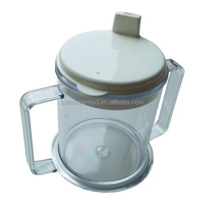 China DL142 Sustainable Lightweight Drinking Cup Adult Sippy-Resistant Sippy Cup For Elderly Plastic 2-Handle Cup for sale