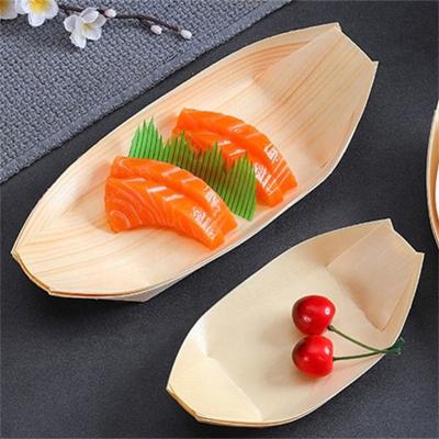 China Custimizable Biodegradable Japanese Wooden Food Stored Sushi Container Serving Boat Bots Tray With Low Price for sale