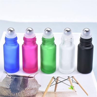 China Personal Care 5ml 10ml 15ml 30ml Frosted Glass Roll On Bottle For Sale for sale