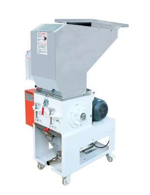 China Garment Shops Low Speed ​​Plastic Granulator Crusher For Plastic Making for sale