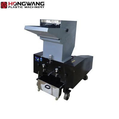 China Garment Shops Automatic Plastic Sheet Plastic Crusher Single Plastic Crusher for sale