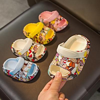 China Girls Boys Slippers Summer Baby Slippers Summer Waterproof Cartoon Children's Sandals Anti-skid Soft Head Slippers Single Hole Shoes for sale