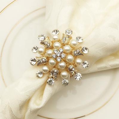 China UNIQ Viable Napkin Rings Flower Pearl Rhinestone Napkin Ring Holder For Wedding Party Kitchen Dining Table Linen Home Accessories for sale