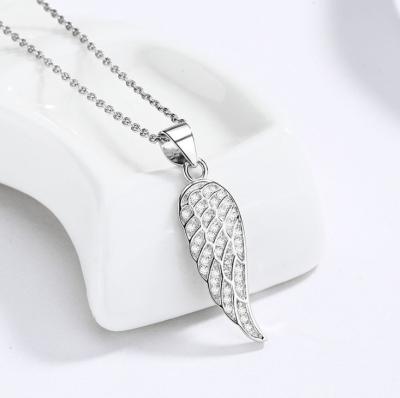 China UNIQ CLASSIC S925 Sterling Silver Transparent Stone Angel Wing Pendant Necklace Jewelry for sale