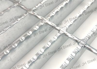 China OEM Serrated Galvanized Steel Grating Plug And Socket Steel Walkway Grating for sale