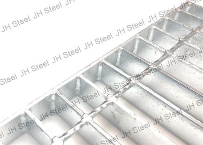 China Durable Serrated Galvanized Steel Grating Anti Rust For Industrial Buildings for sale