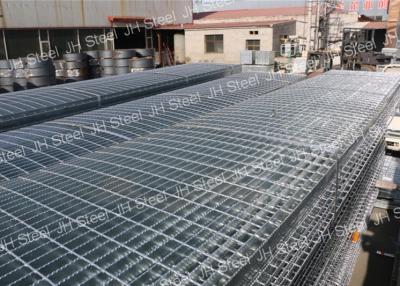 China ISO9001 Steel Bar Grating Hot Galvanized Platform Twisted Pavement Structure for sale