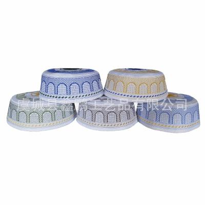 China New High Quality Saudi Embroidery Pattern Islamic Men's Hat UAE Muslim Prayer Hat Wholesale Can Be Customized for sale