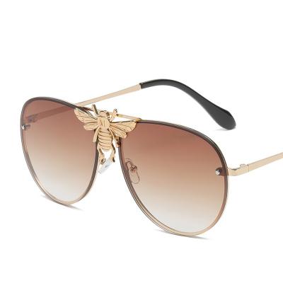 China 2022 New High Quality Luxury Metal Polarized Sunglasses With Bee Decoration for sale