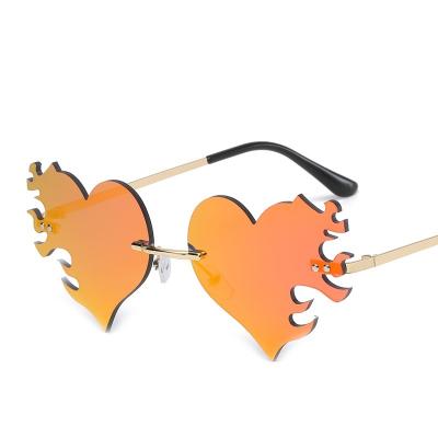 China European Special Metal Sunglasses Fashion Sunglasses Heart Eyewear Mrror Sun Rimless Glass Shot Of Women for sale