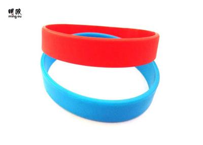 China Koele Kleine Lege Rubberarmband, Manchetten van het het Embleem de Lege Silicone van de Zijdedruk Te koop