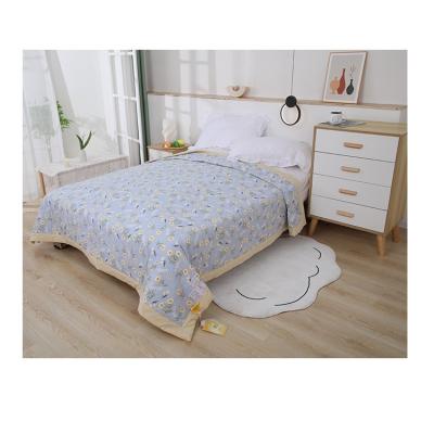 China Factory Wholesale Price Air Conditioning Comforter Quilts Classic Bedding Anti-Static Designer Set Lace Deco Comforter Cover For Gift Set for sale