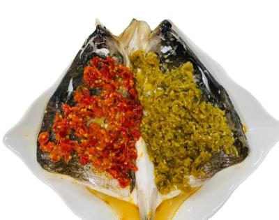 China Low-CARB Fish Head with Chilli Red and Green Chopped Fish or Fish Export Plastic Bag Fillet Soft and Delicious Head for sale