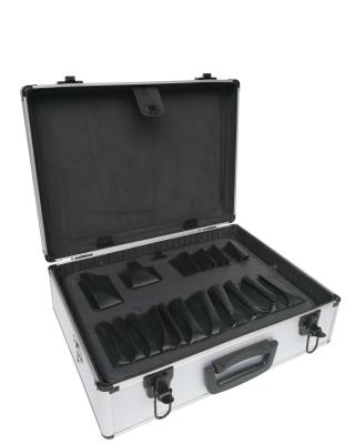 China De zilveren Dozen van Carry Case With Tool Panel van het Aluminiumhulpmiddel Binnenlandse Zwarte Afsluitbare Dragende Te koop