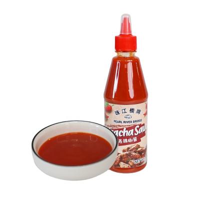 China Hot Sauce 500g Bottle Asian Sweet And Sour Chilli Sriracha With 500g Plastic Bottle for sale