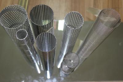 China Cylindrical Wire Mesh Filter 304 Stainless Steel industrial filter cloth for sale