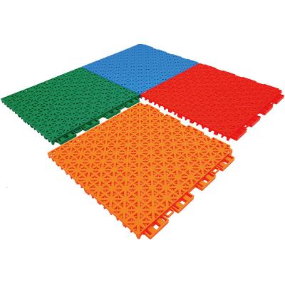 China Modern Grid Design Sports Flooring Interlocking Outdoor Plastic Flooring for sale