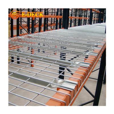 China Industrial Corrosion Protection Warehouse Good Quality Hot Selling Perforated Pallet Wire Mesh Galvanized Steel Platform For Racks for sale