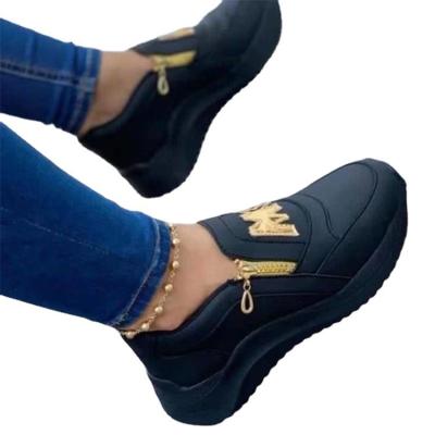 China Thick flat women's casual shoes solid color pedal new sports light weight 2022 large size women's shoes for sale