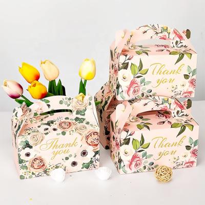 China Logo Design Love Heart Bride and Groom Recyclable Wedding Hollow Paper Chocolate Sweet Candy Gift Box Customized Packaging Manufacturing for sale