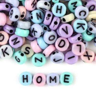 China Jewelry Making 7mm/6.7mm 500pcs/bags Acrylic Colorful Flat Round Alphabet Letter Flattened At Poles Beads For Phone Chain Making for sale