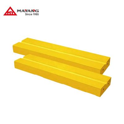 China Building material shops high chrome iron hammer crusher cr26 blow bar hammer plate impact crusher for sale