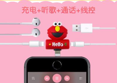 China Cute 2 In 1 Lightning Splitter Adapter , Iphone Headset Converter For Adapter Cable for sale