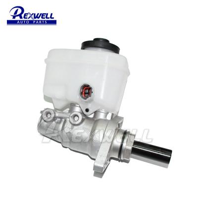 Cina Land Cruiser Toyota Auto Parts Universal Brake Master Cylinder 47028-60010 47028-60030 GRJ120 GRJ125 in vendita