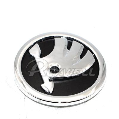 China Supply Popular Car badge emblem For SKODA FABIA OCTAVIA RAPID SUPERB YETI 3V0853621A en venta