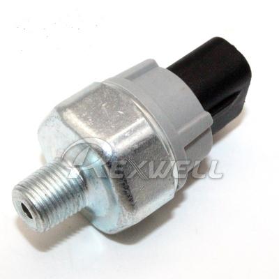 Cina Air Cargo Auto Engine Oil Pressure Sensor MN137360 for Mitsubishi Outlander CW6W 6B31 in vendita