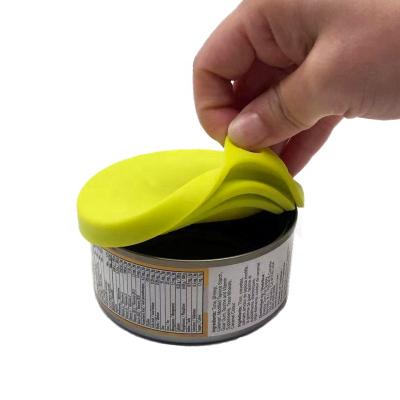 China YITONG Universal Viable BPA Free/Silicone Pet Food Can Lids Covers/Fits All Standard Size Dog and Cat Can Tops for Pet Food Storage for sale