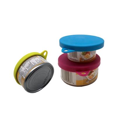 China Sustainable Pet Food Can Covers, Silicone Can Lids For Dog And Cat Food Universal Size, One Fit 3 Standard Size Food Cans for sale