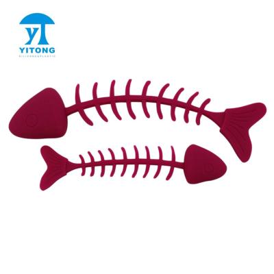 China Viable Dog Chew Toy Pets Fish Shape Toys Best Selling Silicone Fish Dog Bone Toy for sale