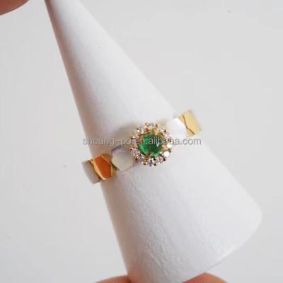 China High Quality Women Natural Emerald Round Cabochon White Shell Diamond Band Ring Jewelry Fashion Real 18k Gold High Quality Bee Hive Design for sale