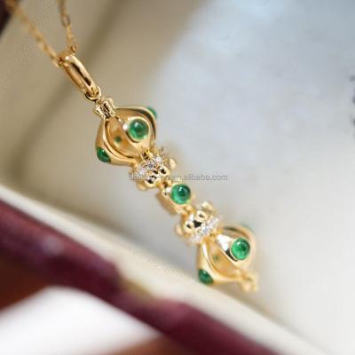 China New Vintage Design Baton Shape Natural Emerald Round Cabochon Charm Pendant Necklace in Real 18k Gold for Women OEM ODM for sale