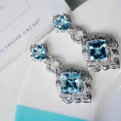 China CLASSIC natural cushion earring 18k solid gold collection blue green blue women jewelry gift for birthday wedding OEM for sale