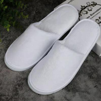 China Hot Spa Slippers Coral Fleece Hotel Bath Disposable Hot Spa Slippers Wholesale Fashion Trend Sale Cheap Custom Shower Hotel Slipper for sale