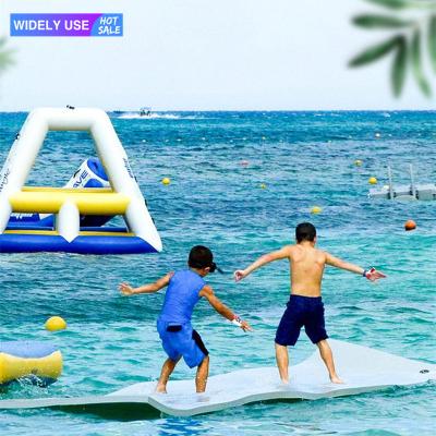 China Top Selling Durable Xpe Foam Floating Water Mat For Ocean Lake for sale