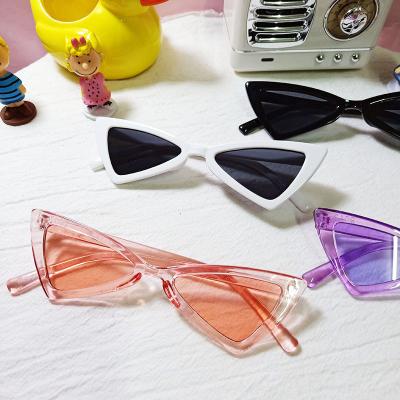 China Fashion Sunglasses Wholesale Trendy 2021 Triangle Girls Boys Sunglasses Children Triangle Retro Sunglasses for sale